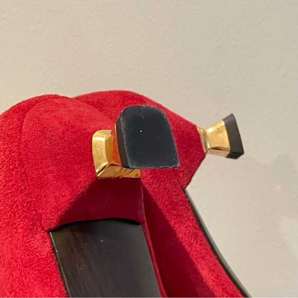 Stuart Weitzman Eva 33mm Suede Pump Wine Red 8.5 - Picture 8 of 11